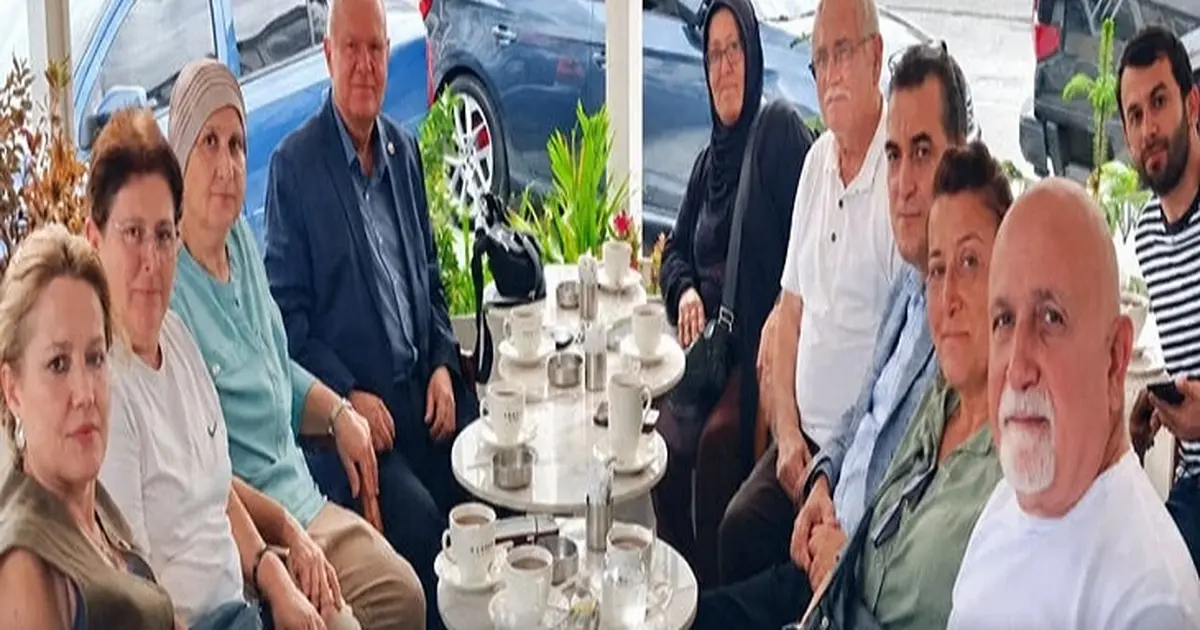 İYİ Partili kadın teşkilatlarından Çaycuma’da esnaf ziyareti!