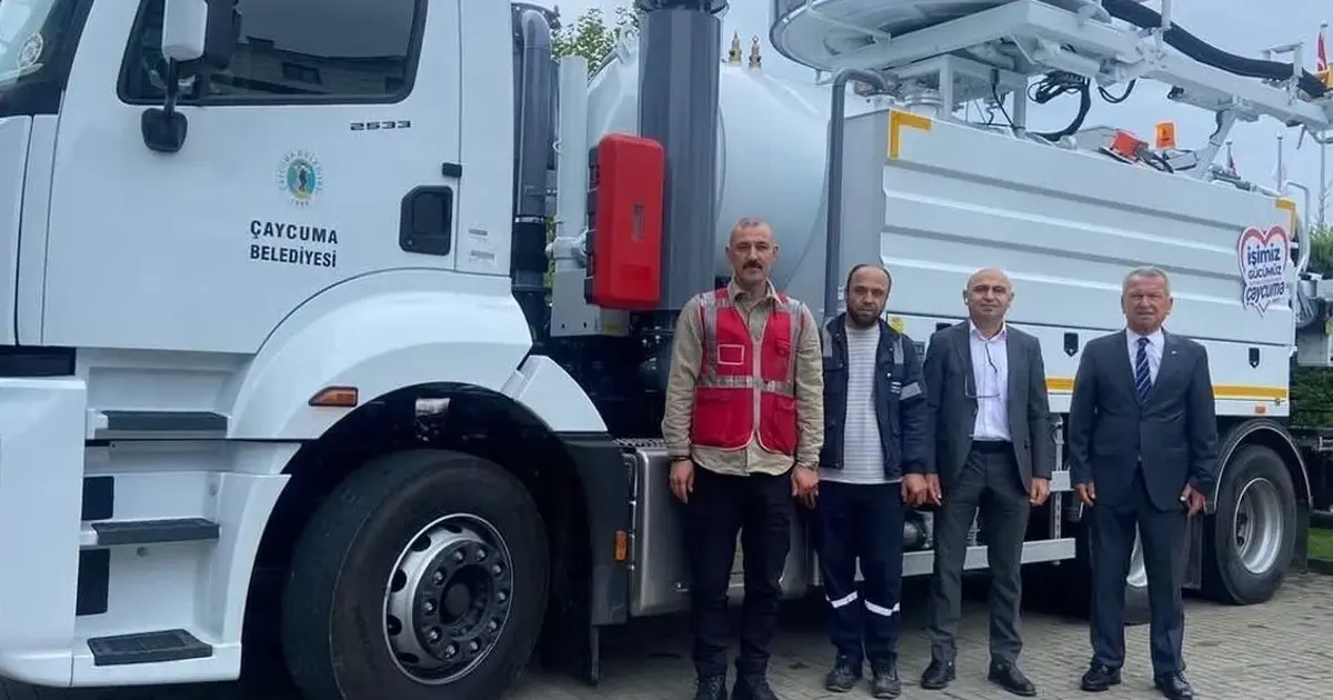 Çaycuma Belediyesi filosuna kombine kanal açma aracı kattı!