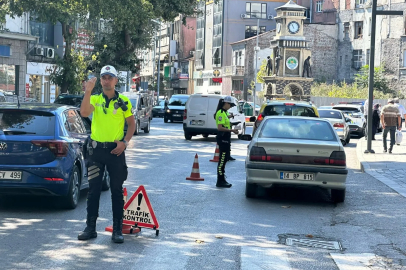 Araçlar Tek Tek Durduruldu ...