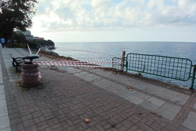 Zonguldak'ta demir korkuluklar yıkıldı ...