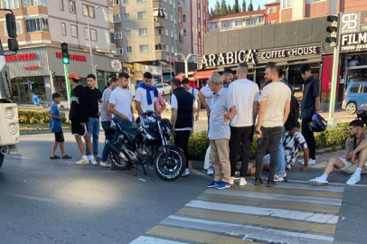 Motosikletler çarpıştı, 3 yaralı