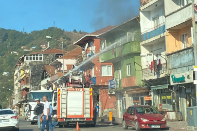 Sabah saatlerinde çıkan yangın korkuttu ...