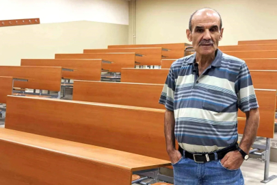 60 yaşında üniversiteli oldu, gençlere örnek oldu