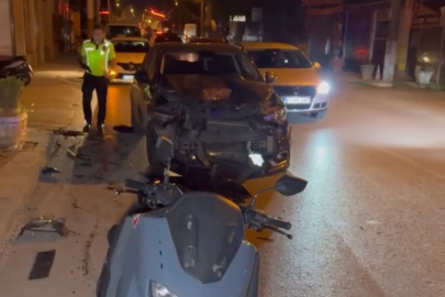 Otomobil ile motosiklet çarpıştı: 2 yaralı