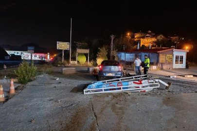 Reklam panosuna çarparak durabildi!
