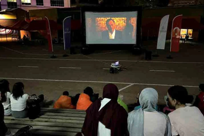 BEUN'da geleneksel film gösterimine yoğun ilgi