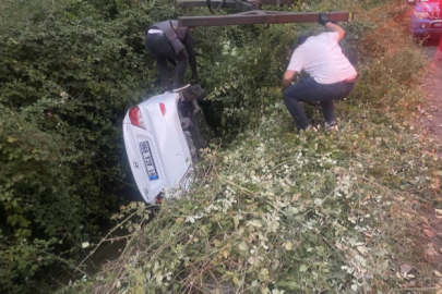 Kdz.Ereğli’de otomobil su kanalına düştü