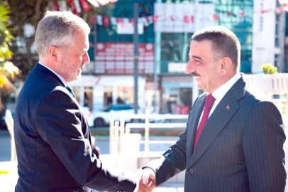 Vali Hacıbektaşoğlu, Norveç Büyükelçisi Gaarder’i ağırladı!