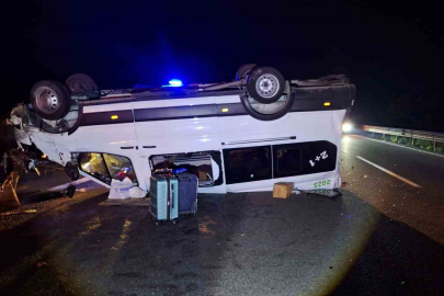 Ölümden döndüler otobüs ters döndü!