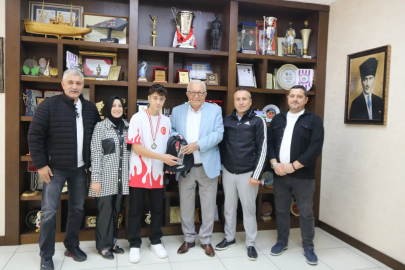 Tekvando’da Gururumuz Ömer Yağız Karakütük!