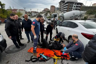 Direksiyon hakimiyetini kaybeden motosiklet sürücüsü yaralandı!