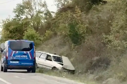 Otomobil yoldan çıktı!