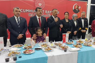 Valilikten 29 Ekim Resepsiyonu!