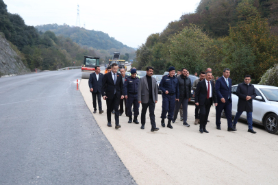 Vali Osman Hacıbektaşoğlu asfaltlama çalışmalarını inceledi