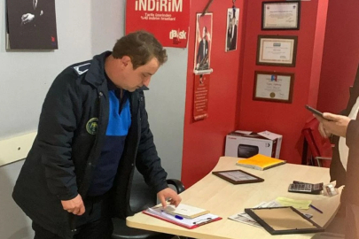 İşyerlerine tek tek girerek ruhsat denetimi gerçekleştirdi!