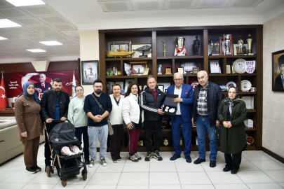 KAFKAMETLER GEMİSİ MÜRETTEBATININ AİLELERİ, BAŞKAN POSBIYIK’A ANIT İÇİN TEŞEKKÜR ETTİ