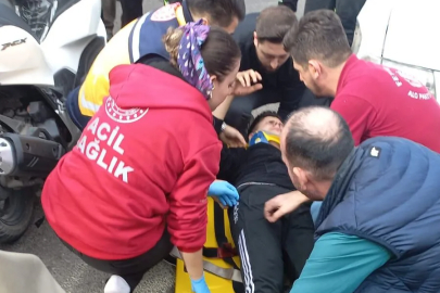 Acılık'ta Motosiklet ile otomobil çarpıştı!