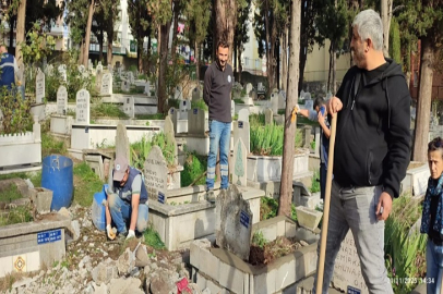 Mezarlıklarda Bakım- Onarım Çalışmaları Sürüyor!