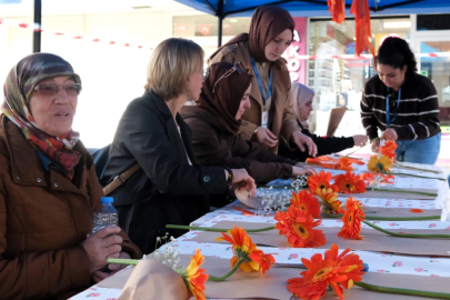 Kocaeli'den kadına şiddete turuncu farkındalık