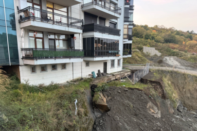 İnşaat alanında göçük: Yan apartman tahliye edildi!
