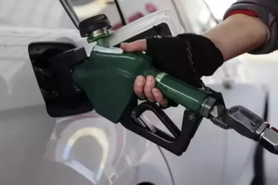 Dizel araç sahiplerine indirim haberi: Tabelalar değişiyor