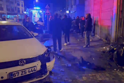 Otomobille moto kurye çarpıştı!