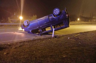 Kontrolden çıkarak Araç Takla Atarak Karşı Şeride Geçti!