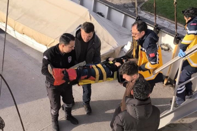 Müze gemisinde talihsiz kaza: 11 yaşındaki çocuk yaralandı