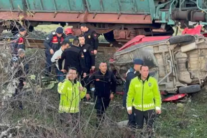 Tren otomobili biçti!