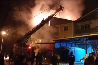 Çatı yangını hasara yol açtı!