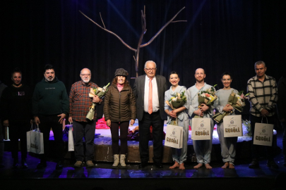 “YAŞAM DÖNGÜSÜ” OYUNU ÇOCUKLARI BÜYÜLEDİ