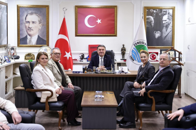 “Yol arkadaşlarımızı makamımda ağırlamaktan memnuniyet duydum”