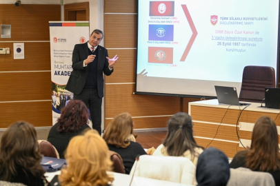 İzmir Bornova’da yerelden güçlü yönetişim