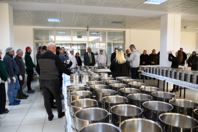 KDZ. EREĞLİ BELEDİYESİ, AŞEVİ VE GIDA KOLİSİ MÜRACAATLARI SÜRÜYOR