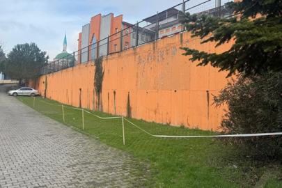 İstinat duvarında çökme tehlikesi!