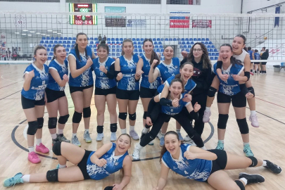 KDZ.EREĞLİ VOLEYBOL 2 KATEGORİDE FİNALDE!