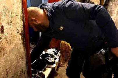 Bazen bir çift ayakkabı, sadece ayağı değil; bir kalbi de ısıtır!