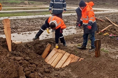 Vefat eden kaçak göçmenler Düzce’de defnedildi!