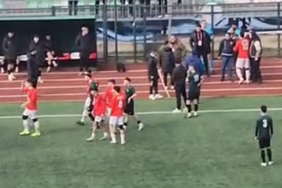 Kozlu Belediyespor-Sefercik maçı yarıda kaldı: Kırmızı kartlar havada uçuştu!