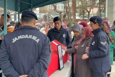 Hayatını kaybeden uzman çavuş toprağa verildi