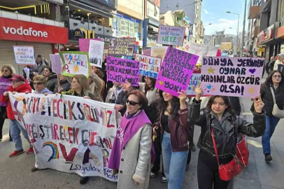 Zonguldak’ta Kadınlar 8 Mart için alanlara çıktı!
