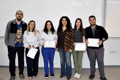 Tıp mezunlarının ileri uyum kursu tamamlandı