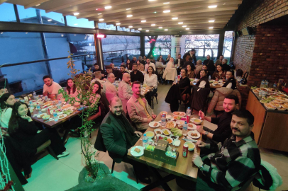 MİMARLAR ODASI ÜYELERİYLE İFTARDA BULUŞTU