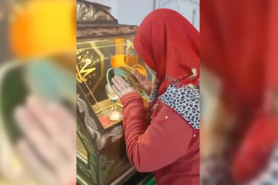 Pazaryeri’nde Kadir Gecesi’nde Sakal-ı Şerif’e yoğun ilgi