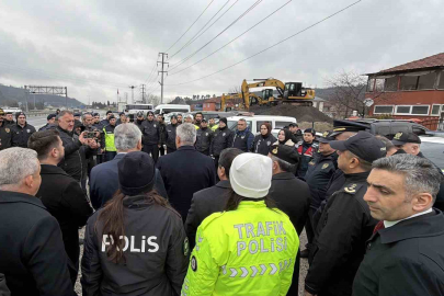 Düzce Valisinden sürücülere: "Vatandaşına tuzak kuran bir bakış açımız yok"