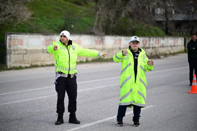 Down Sendromlu Fırat Emniyetin Gönüllü Personeli Oldu!