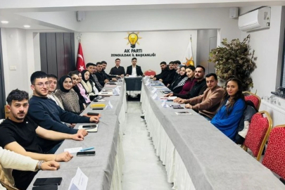 AK Gençlik yeni projeler için toplandı!