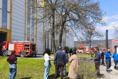 Kauçuk fabrikasında baca yangını!