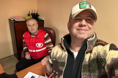 BİR AİLEYE VE KÜÇÜK KIZLARINA UMUT OLDULAR