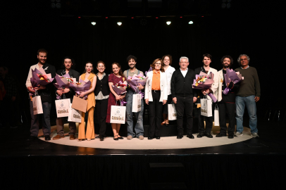 KDZ. EREĞLİ’DE “IŞILTILI HAŞERAT” OYUNUNA YOĞUN İLGİ